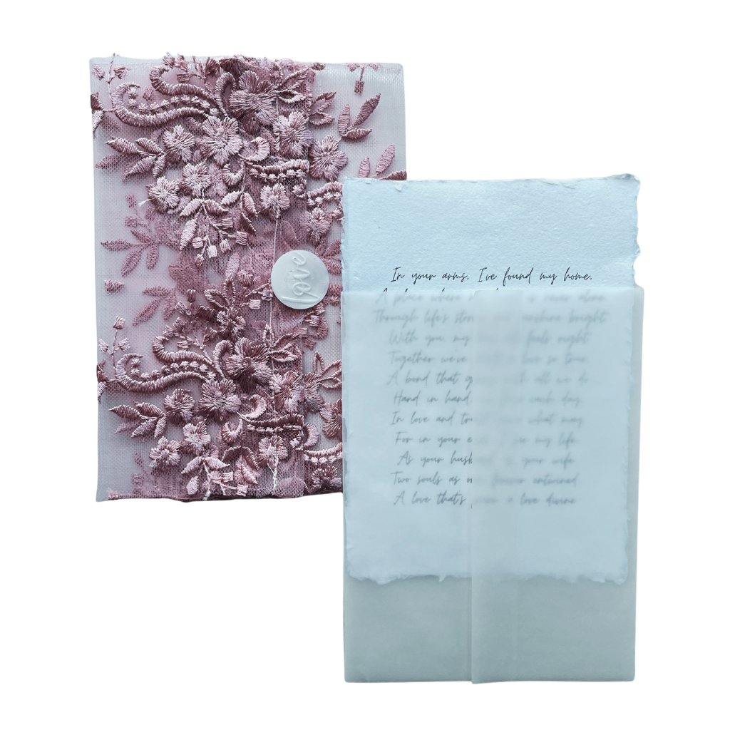 Fabric envelope old pink no border with letter, 5 x 7 in.